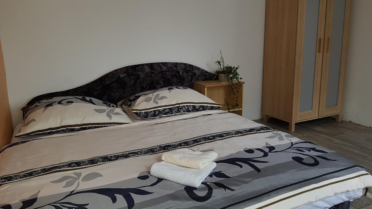 Apartman Marcela Libouchec Екстер'єр фото